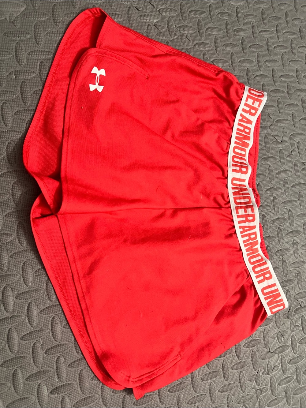 Under Armour women’s shorts medium orange/red
